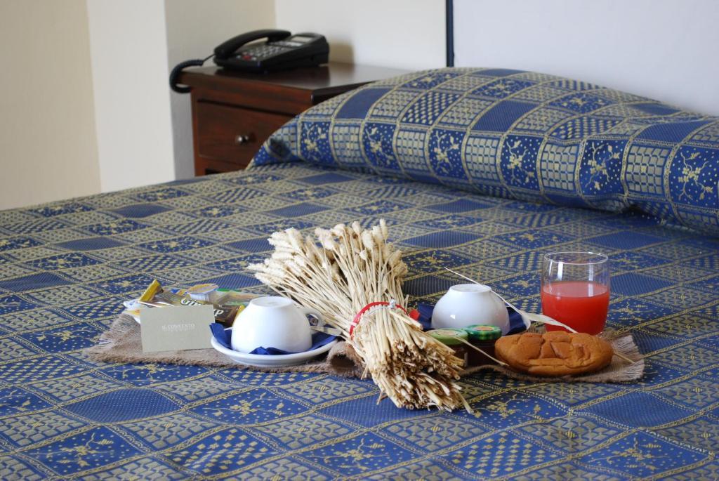 Hotel Il Convento Trino Habitación foto