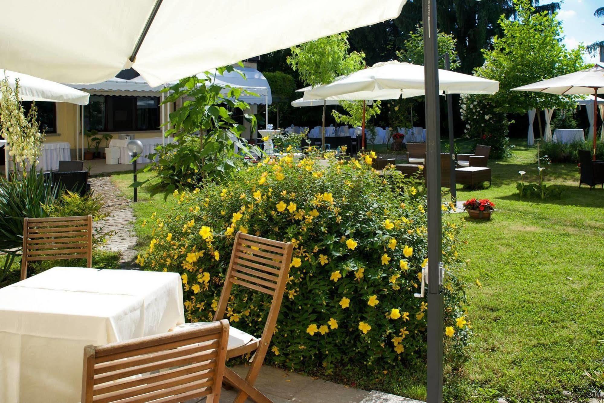 Hotel Il Convento Trino Exterior foto